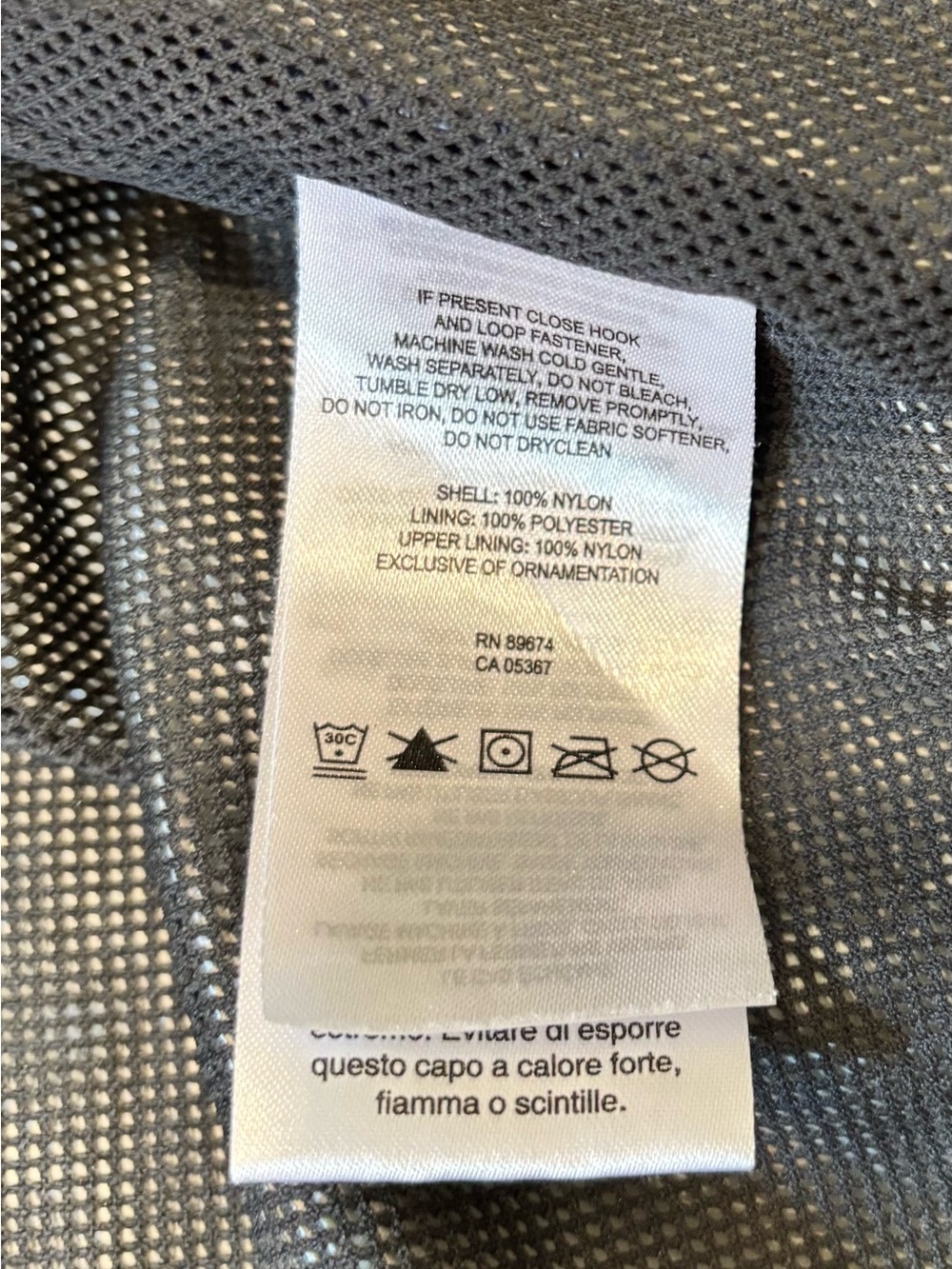 Mountain Hardwear Green Hooded Rain jacket - Picture 6 of 8